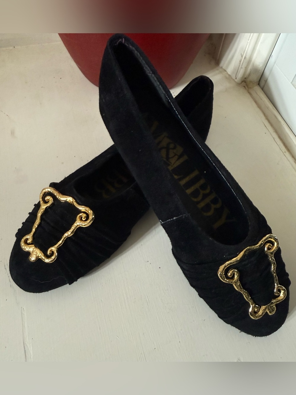 Vintage Sam and Libby Black Women's Suede Ballet Flats with Buckle size 7.5